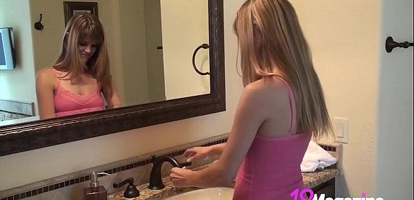  Dirty Blonde US Teen Lilly Luck Bates With Water Balloons!
